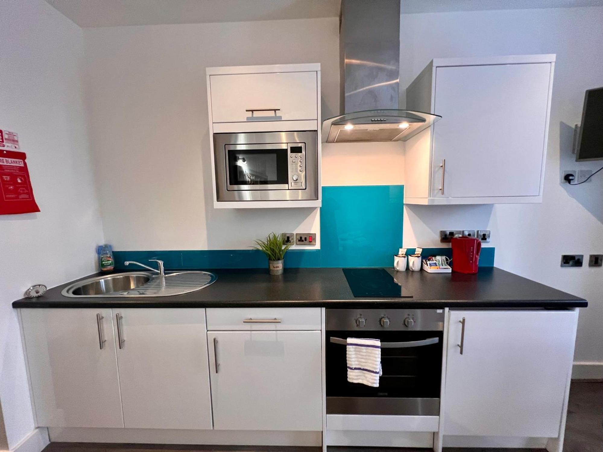 פלימות' Foxhouse Studio Apartments מראה חיצוני תמונה