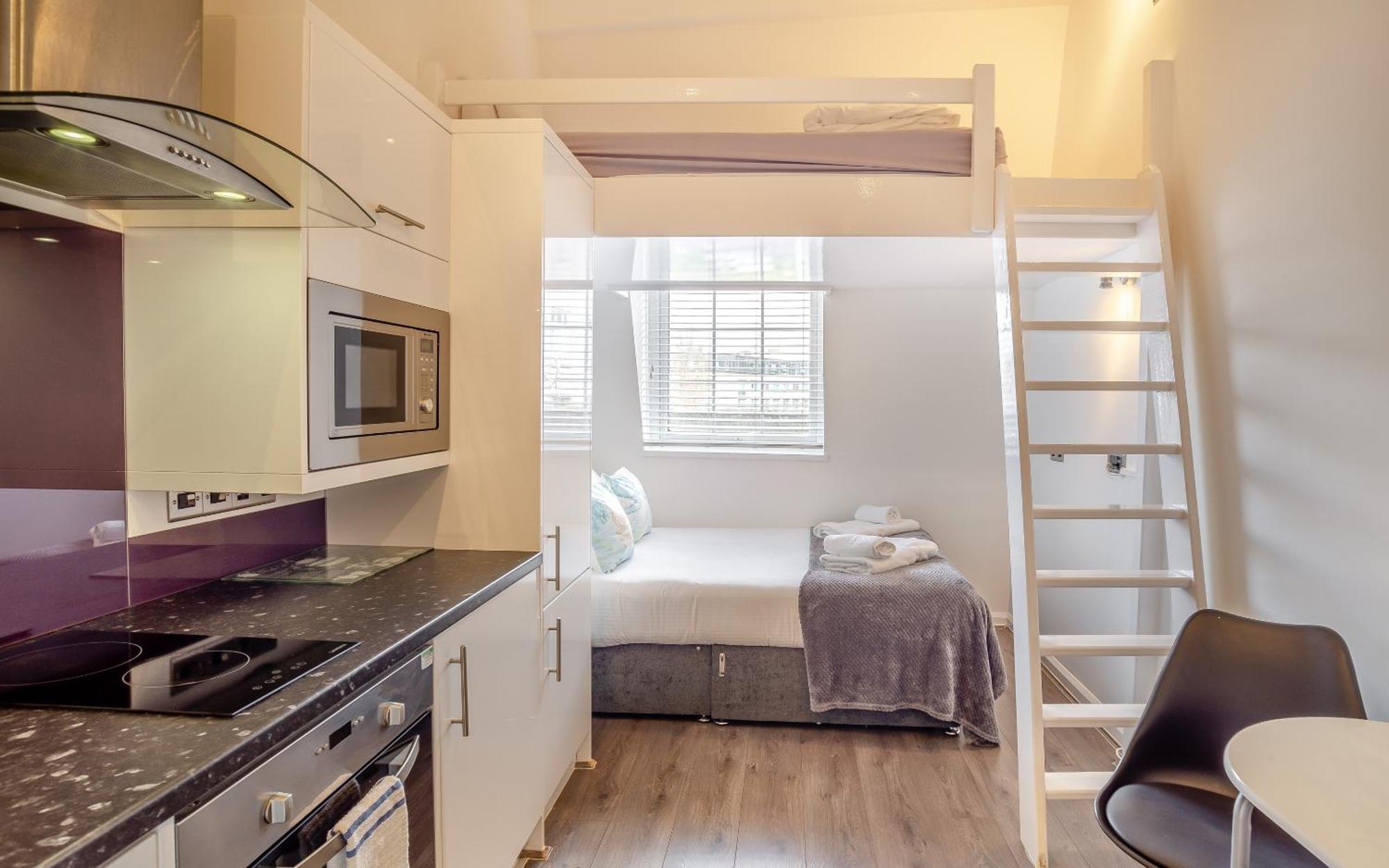 פלימות' Foxhouse Studio Apartments מראה חיצוני תמונה